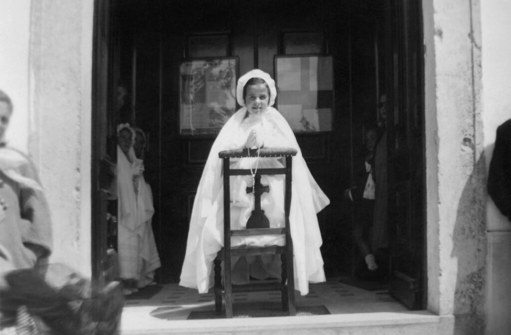 Girl in Glow - circa 1940's
