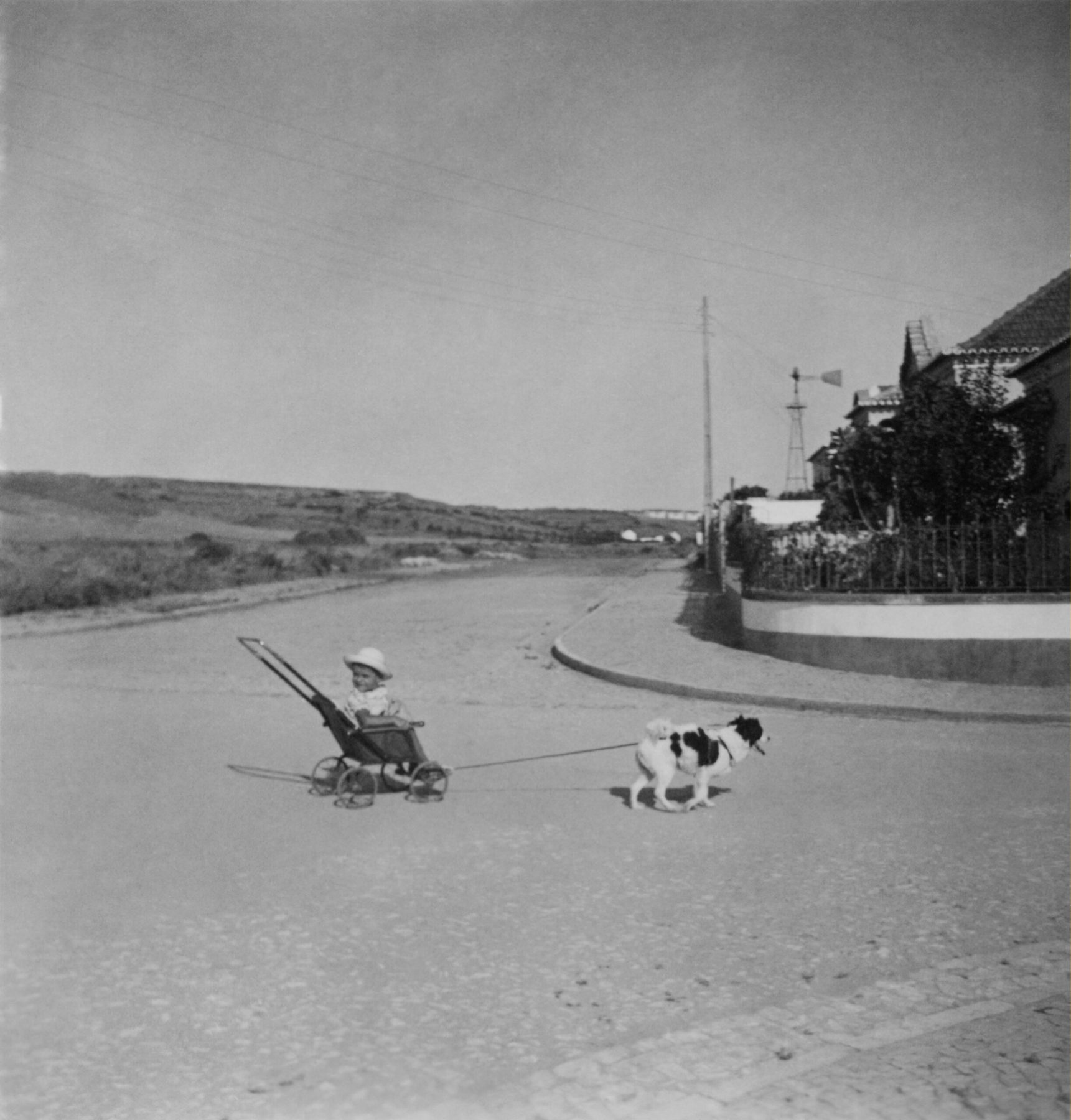 Comrades, Lisbon, circa 1930's