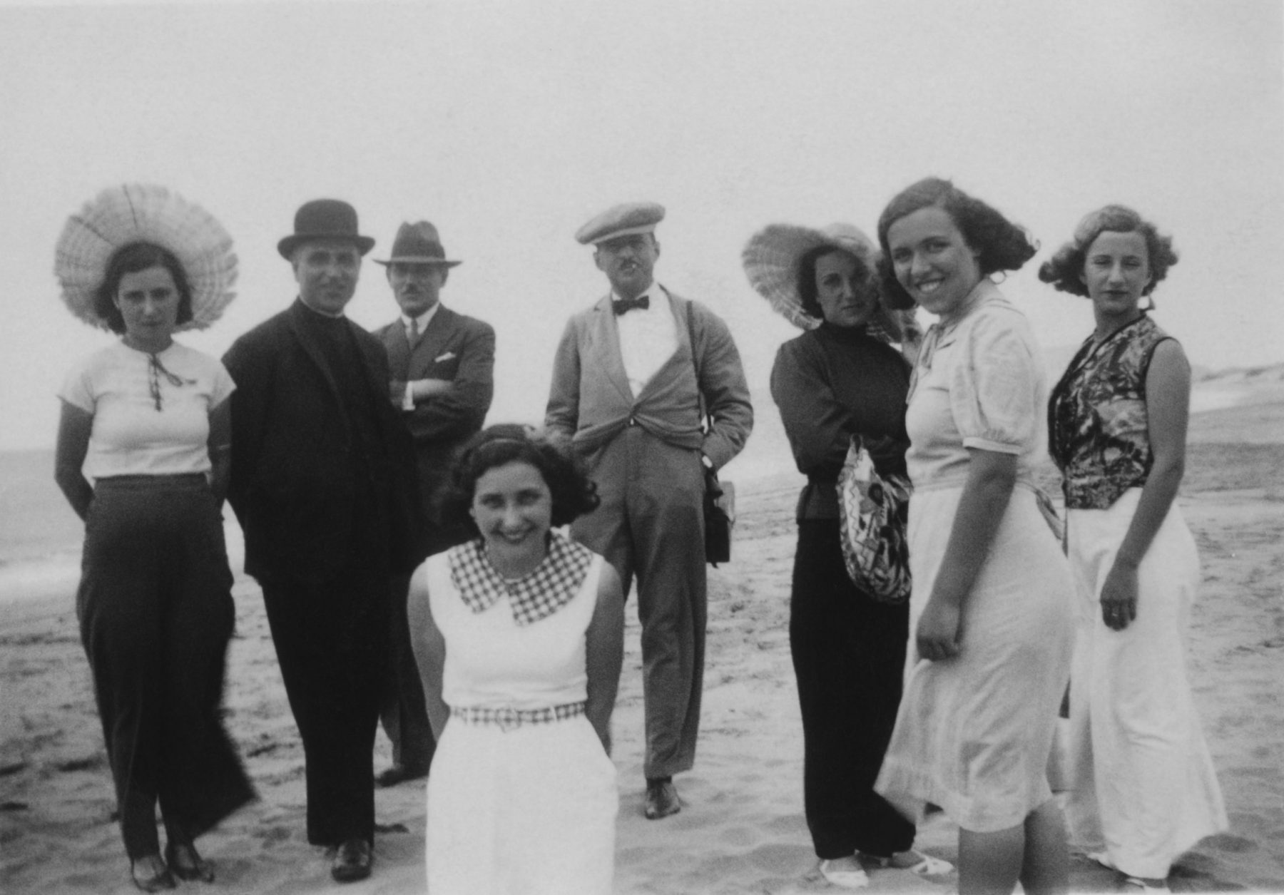 Album V: Windy Stroll with the Fam, Porto Santo, 1934
